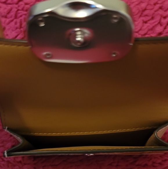 Coach Wallet With Floral Print - Picture 3 of 7